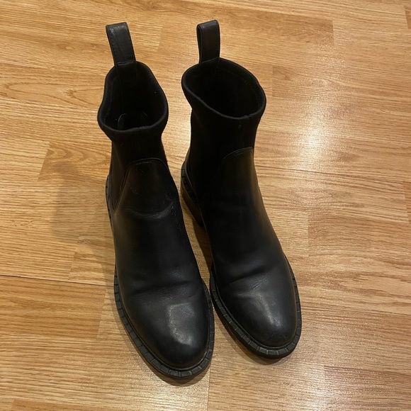 Reformation Alexa Boots - Picture 2 of 8